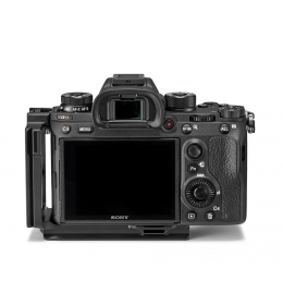 Gitzo L-bracket pro Sony α7RIII, Sony α9 a Sony α7III